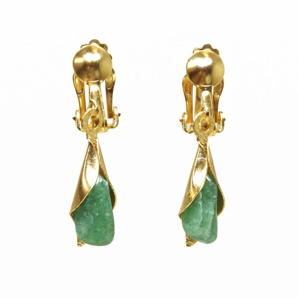 Gold Tone Metal Green Natural Gemstone Clip-On Dangle Drop Fashion Earrings USED